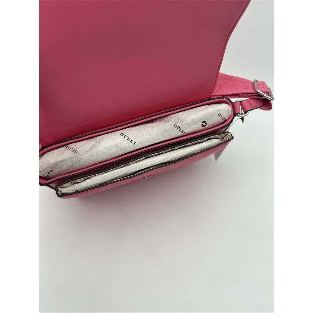 Guess PETERS CROSSBODY FLAP LE923819 Pink Purse‎ bag NWT 10x8